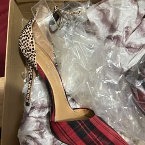 Brand New Jessica Simpson Pumps in the box